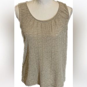 Chico’s crepe tank top Chico’s size 2 (equates to a size 12)